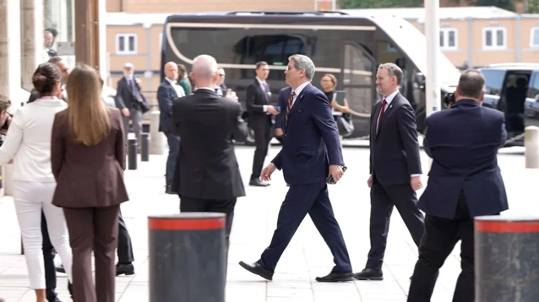 5小时超长会谈！中美或延长关税休战，全球产业链将迎新变！