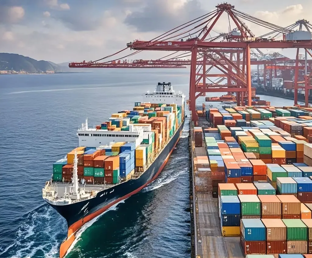 关税强压下，美国对华6月贸易逆差狂砍 222亿，暴跌70%刷21年最低！         美中鞋业网     2025年08月06日 19:02