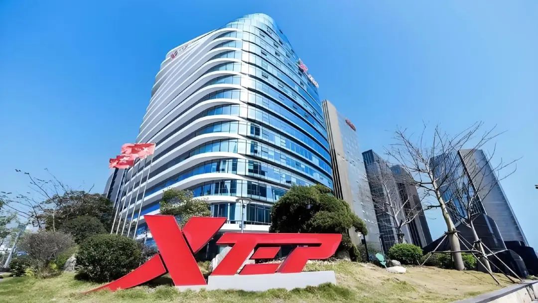 逼近70亿大关！特步国际上半年收入再创新高！