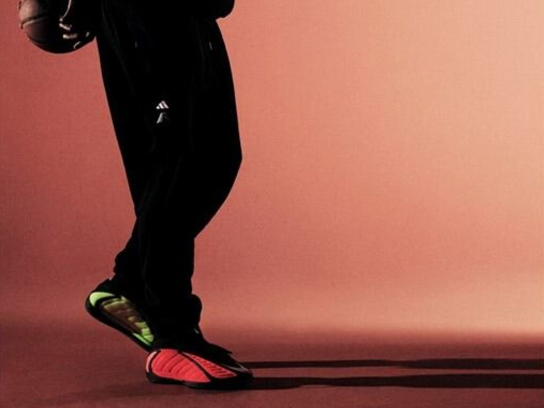 行业首例！阿迪达斯起诉球鞋爆料平台，控诉其勒索+泄密！